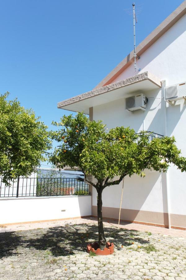 Casa Do Neto Tiago Villa Fundão Exterior foto